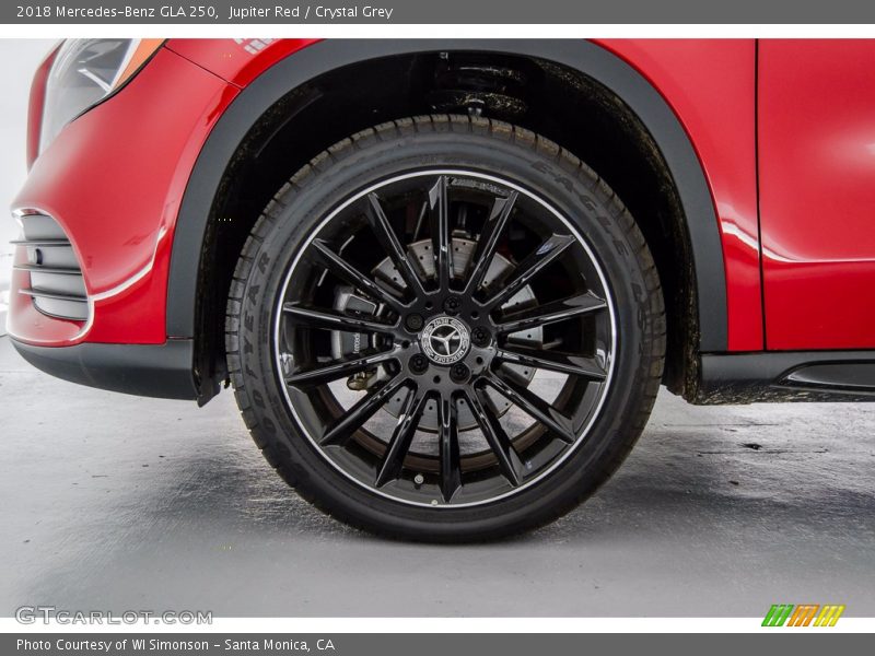 Jupiter Red / Crystal Grey 2018 Mercedes-Benz GLA 250