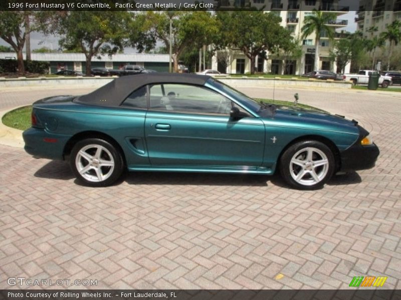 Pacific Green Metallic / Grey Cloth 1996 Ford Mustang V6 Convertible