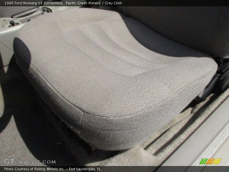 Pacific Green Metallic / Grey Cloth 1996 Ford Mustang V6 Convertible