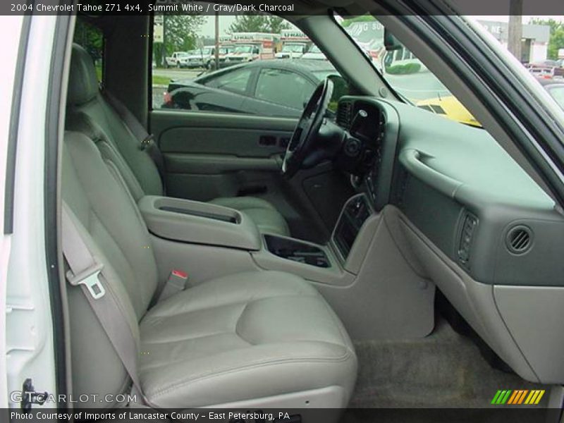 Summit White / Gray/Dark Charcoal 2004 Chevrolet Tahoe Z71 4x4
