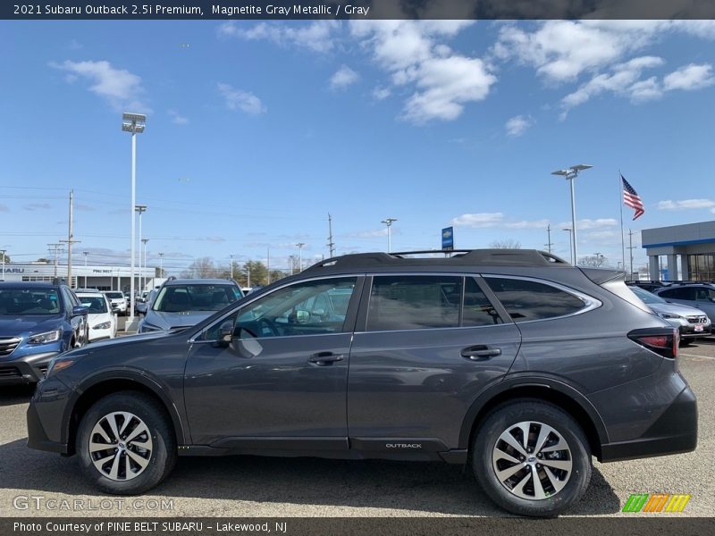 Magnetite Gray Metallic / Gray 2021 Subaru Outback 2.5i Premium