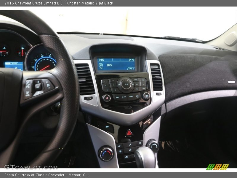 Tungsten Metallic / Jet Black 2016 Chevrolet Cruze Limited LT