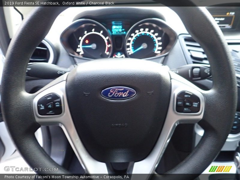 Oxford White / Charcoal Black 2019 Ford Fiesta SE Hatchback
