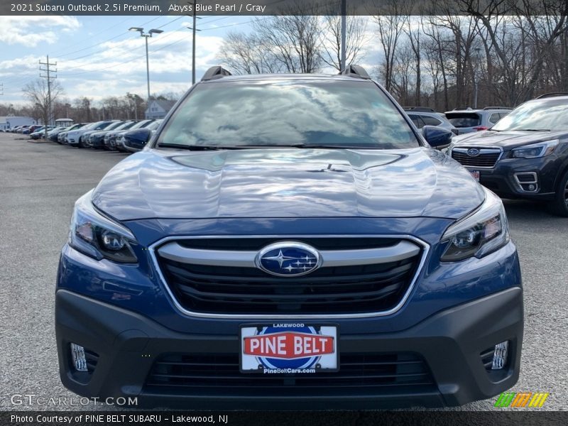 Abyss Blue Pearl / Gray 2021 Subaru Outback 2.5i Premium