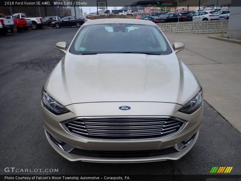  2018 Fusion SE AWD White Gold