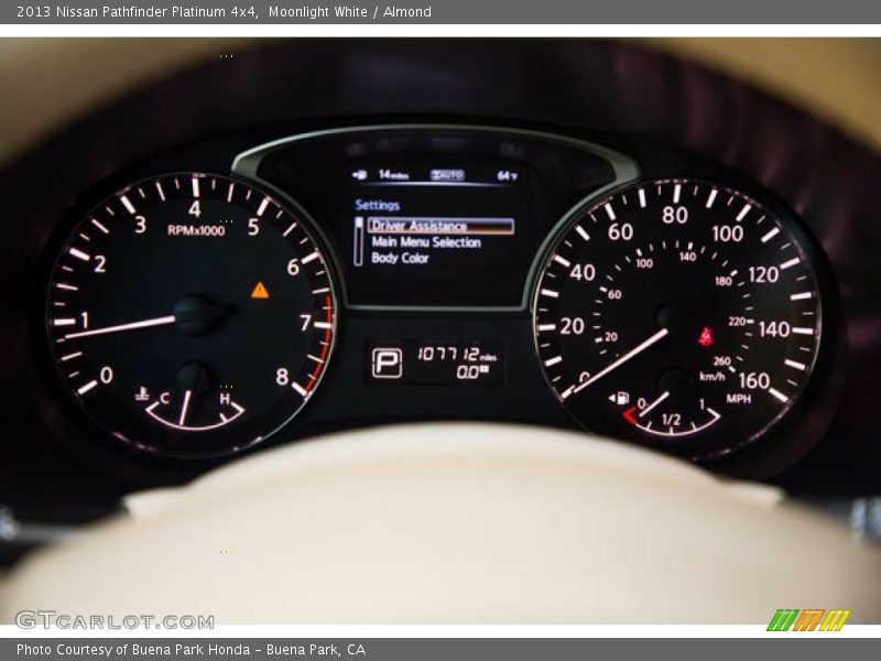 Moonlight White / Almond 2013 Nissan Pathfinder Platinum 4x4