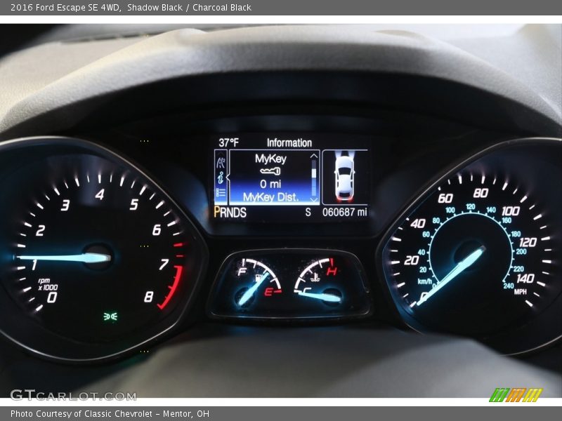 Shadow Black / Charcoal Black 2016 Ford Escape SE 4WD