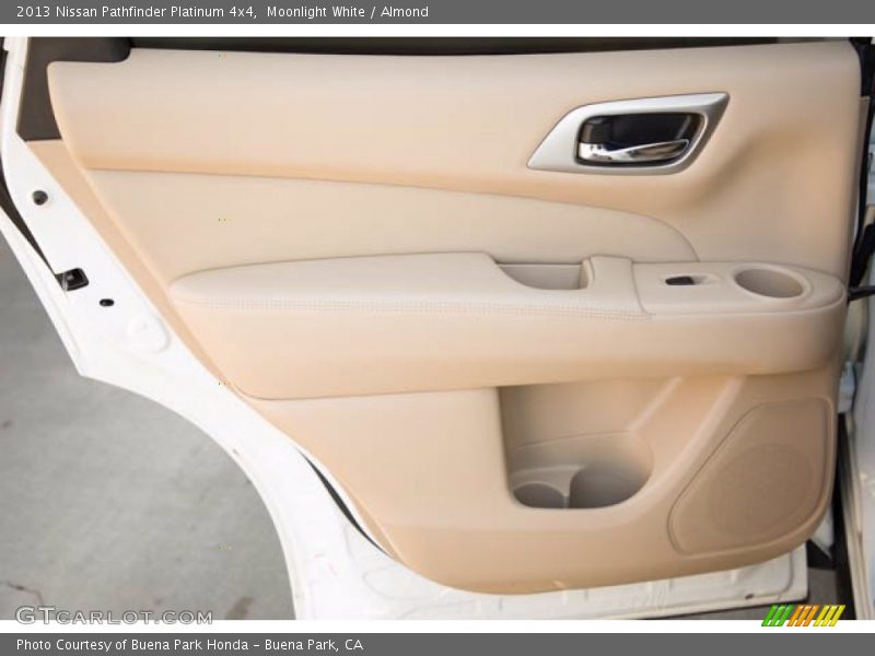 Moonlight White / Almond 2013 Nissan Pathfinder Platinum 4x4
