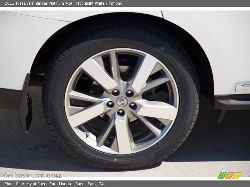 Moonlight White / Almond 2013 Nissan Pathfinder Platinum 4x4