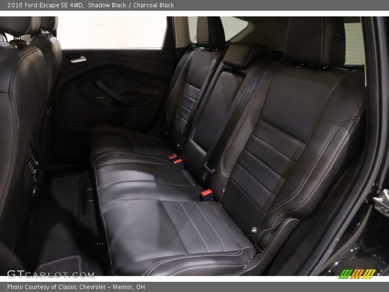 Shadow Black / Charcoal Black 2016 Ford Escape SE 4WD
