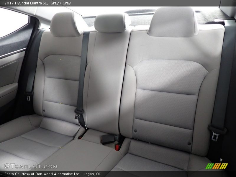 Gray / Gray 2017 Hyundai Elantra SE