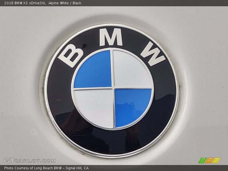 Alpine White / Black 2018 BMW X3 xDrive30i
