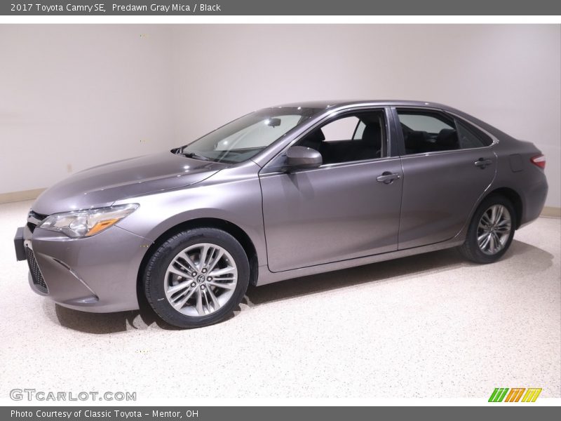 Predawn Gray Mica / Black 2017 Toyota Camry SE