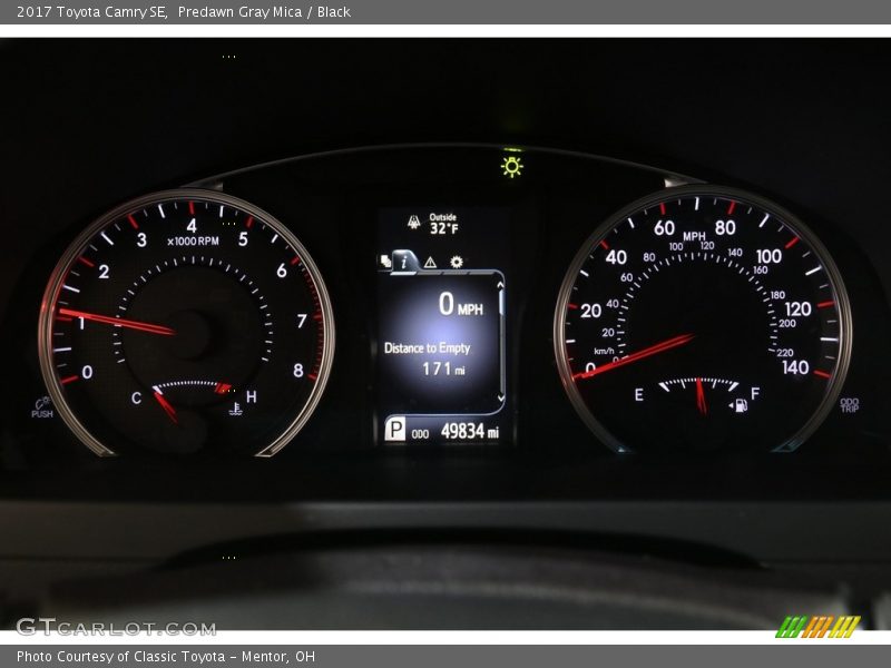 Predawn Gray Mica / Black 2017 Toyota Camry SE