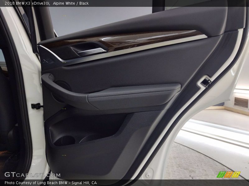 Alpine White / Black 2018 BMW X3 xDrive30i