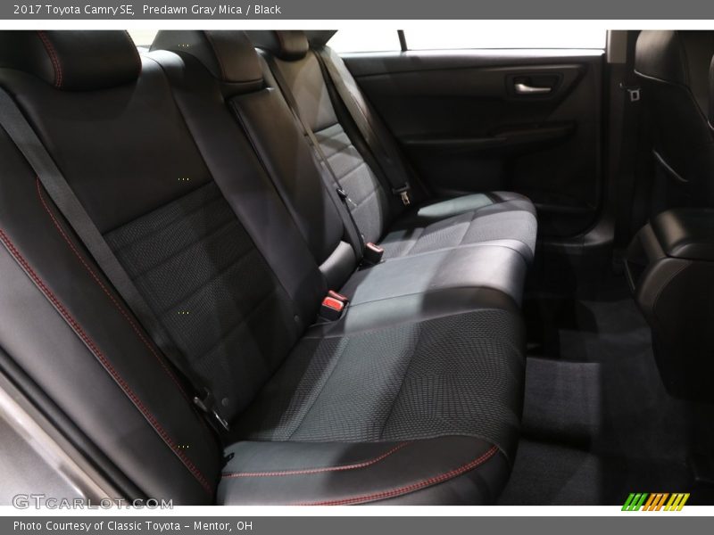 Predawn Gray Mica / Black 2017 Toyota Camry SE