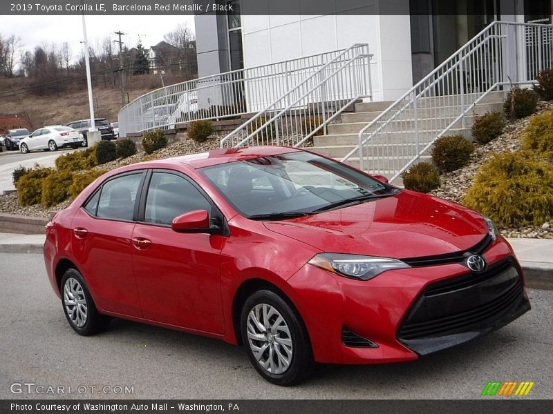 Barcelona Red Metallic / Black 2019 Toyota Corolla LE