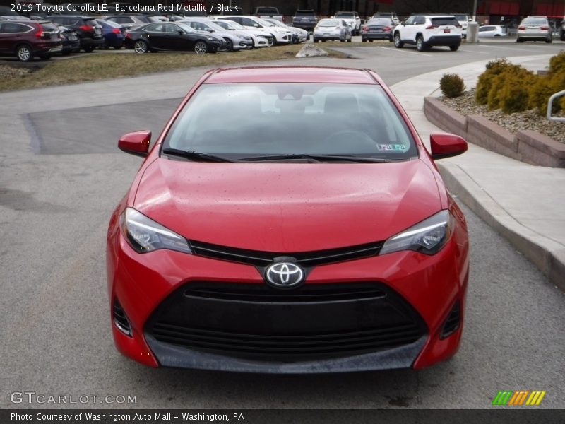 Barcelona Red Metallic / Black 2019 Toyota Corolla LE