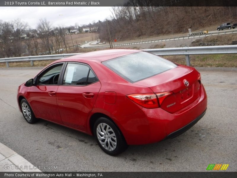 Barcelona Red Metallic / Black 2019 Toyota Corolla LE