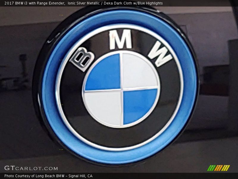 Ionic Silver Metallic / Deka Dark Cloth w/Blue Highlights 2017 BMW i3 with Range Extender