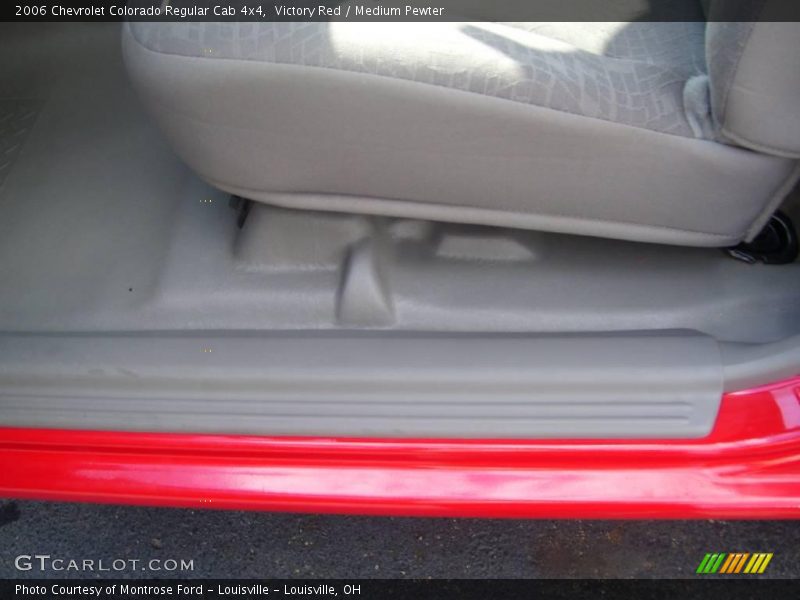 Victory Red / Medium Pewter 2006 Chevrolet Colorado Regular Cab 4x4
