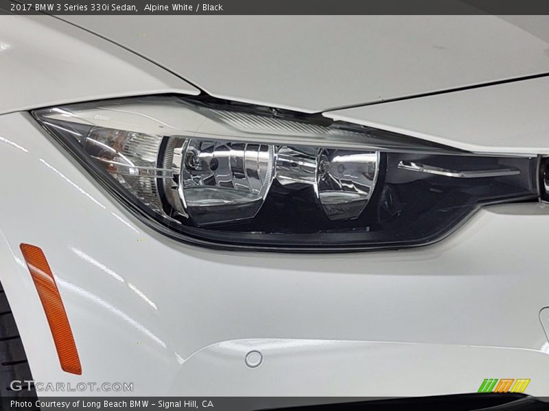 Alpine White / Black 2017 BMW 3 Series 330i Sedan