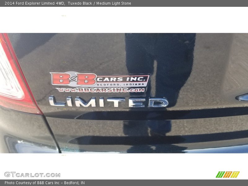 Tuxedo Black / Medium Light Stone 2014 Ford Explorer Limited 4WD