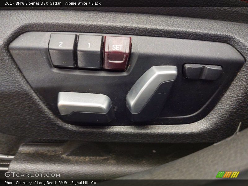 Alpine White / Black 2017 BMW 3 Series 330i Sedan