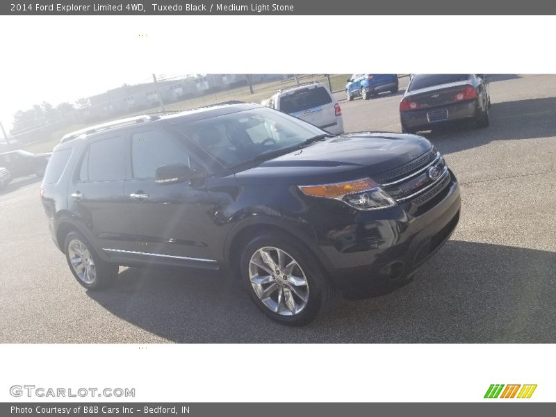 Tuxedo Black / Medium Light Stone 2014 Ford Explorer Limited 4WD