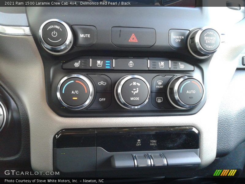 Delmonico Red Pearl / Black 2021 Ram 1500 Laramie Crew Cab 4x4