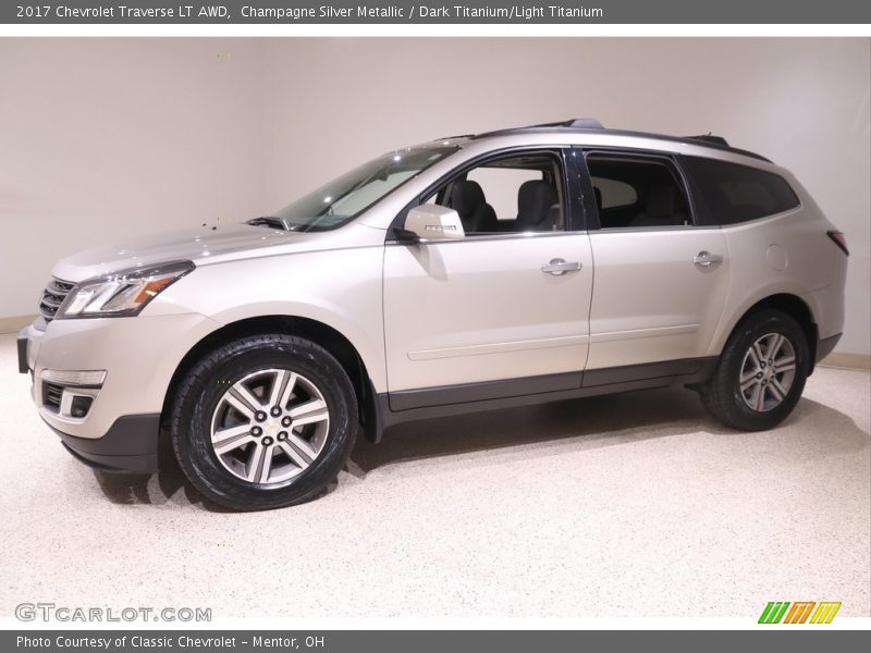 Champagne Silver Metallic / Dark Titanium/Light Titanium 2017 Chevrolet Traverse LT AWD