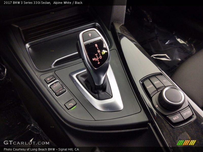 Alpine White / Black 2017 BMW 3 Series 330i Sedan