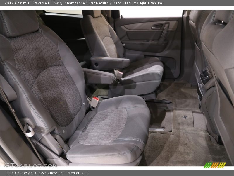 Champagne Silver Metallic / Dark Titanium/Light Titanium 2017 Chevrolet Traverse LT AWD