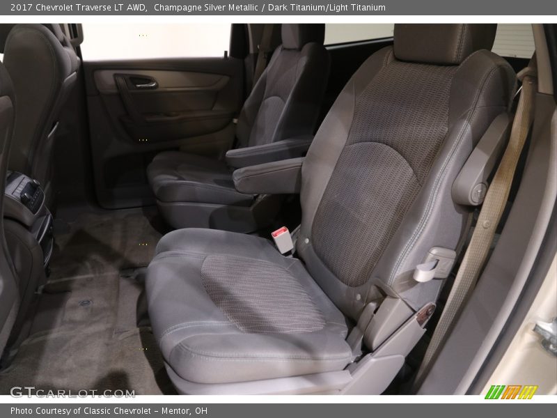Champagne Silver Metallic / Dark Titanium/Light Titanium 2017 Chevrolet Traverse LT AWD