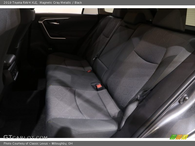 Magnetic Gray Metallic / Black 2019 Toyota RAV4 XLE