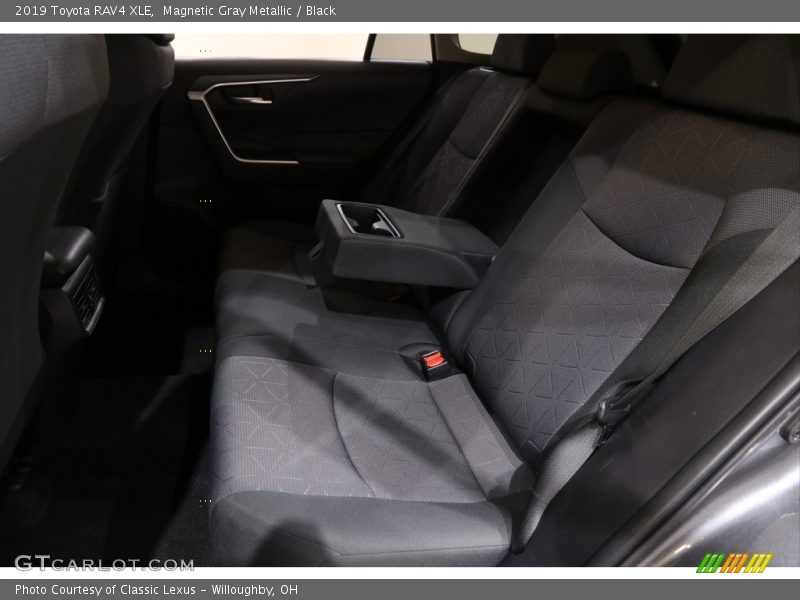 Magnetic Gray Metallic / Black 2019 Toyota RAV4 XLE