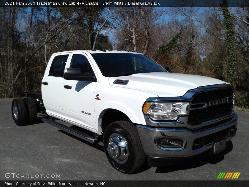 Bright White / Diesel Gray/Black 2021 Ram 3500 Tradesman Crew Cab 4x4 Chassis