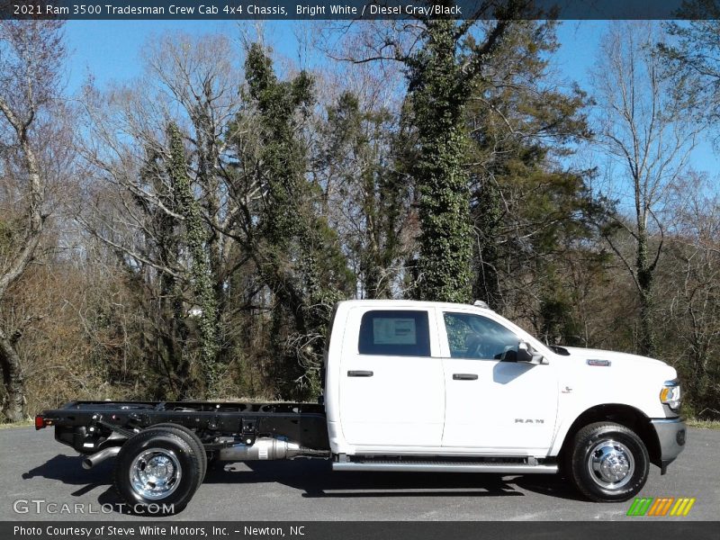 Bright White / Diesel Gray/Black 2021 Ram 3500 Tradesman Crew Cab 4x4 Chassis