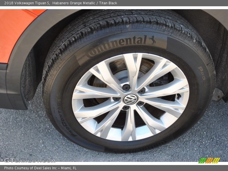 Habanero Orange Metallic / Titan Black 2018 Volkswagen Tiguan S