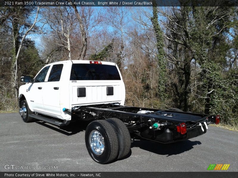 Bright White / Diesel Gray/Black 2021 Ram 3500 Tradesman Crew Cab 4x4 Chassis