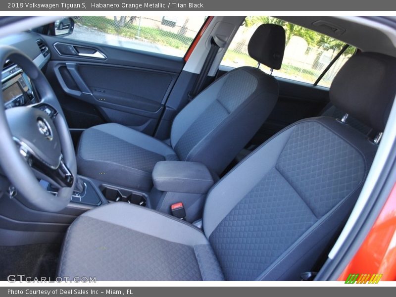 Habanero Orange Metallic / Titan Black 2018 Volkswagen Tiguan S