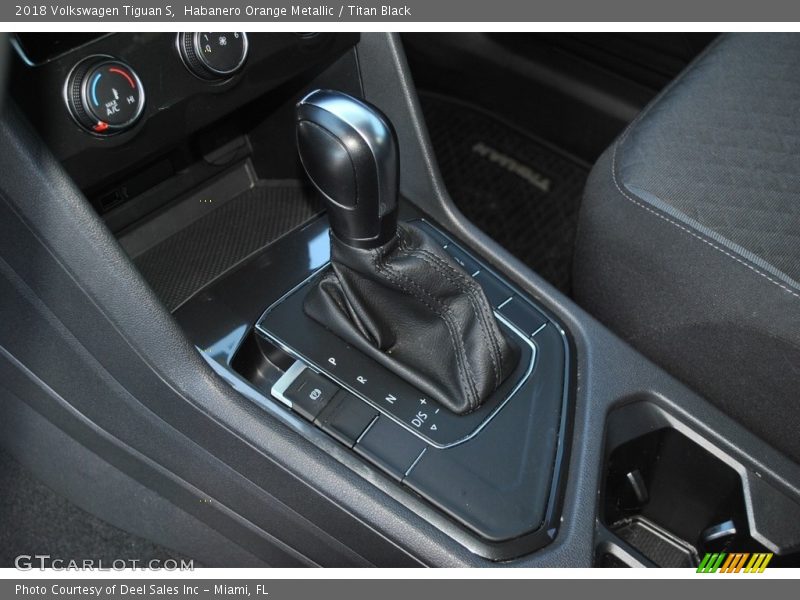 Habanero Orange Metallic / Titan Black 2018 Volkswagen Tiguan S