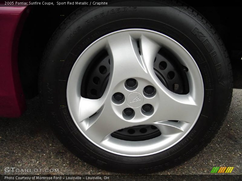 Sport Red Metallic / Graphite 2005 Pontiac Sunfire Coupe