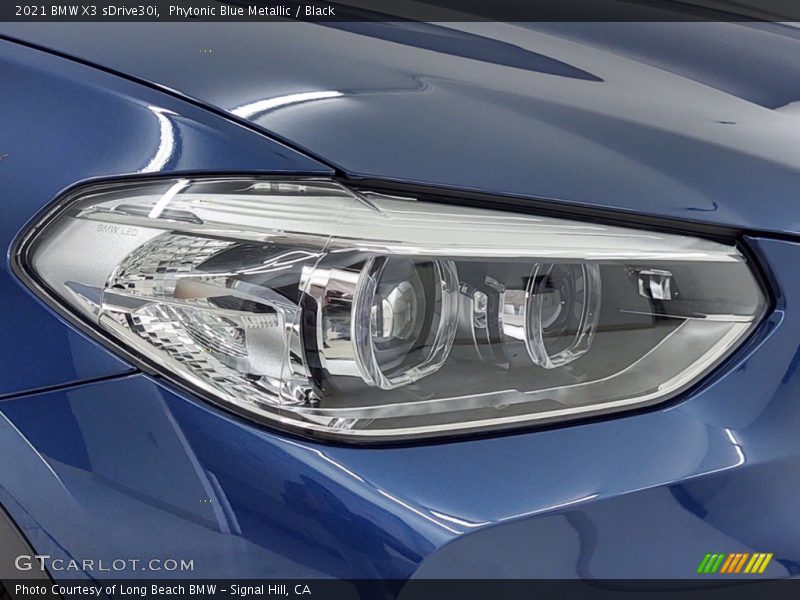 Phytonic Blue Metallic / Black 2021 BMW X3 sDrive30i