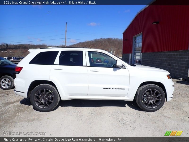 Bright White / Black 2021 Jeep Grand Cherokee High Altitude 4x4