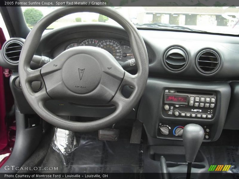 Sport Red Metallic / Graphite 2005 Pontiac Sunfire Coupe