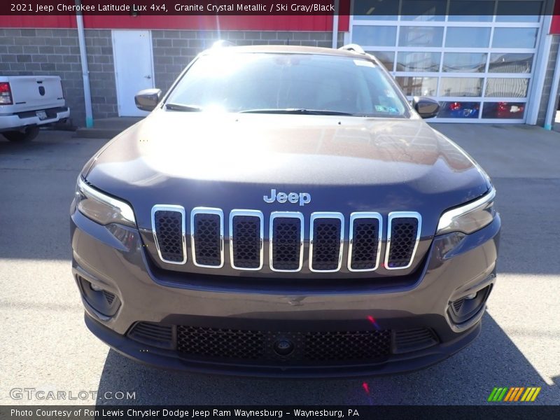 Granite Crystal Metallic / Ski Gray/Black 2021 Jeep Cherokee Latitude Lux 4x4