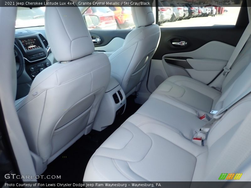 Granite Crystal Metallic / Ski Gray/Black 2021 Jeep Cherokee Latitude Lux 4x4