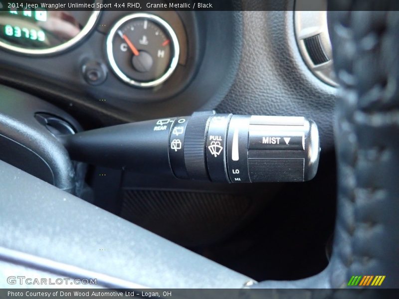 Controls of 2014 Wrangler Unlimited Sport 4x4 RHD