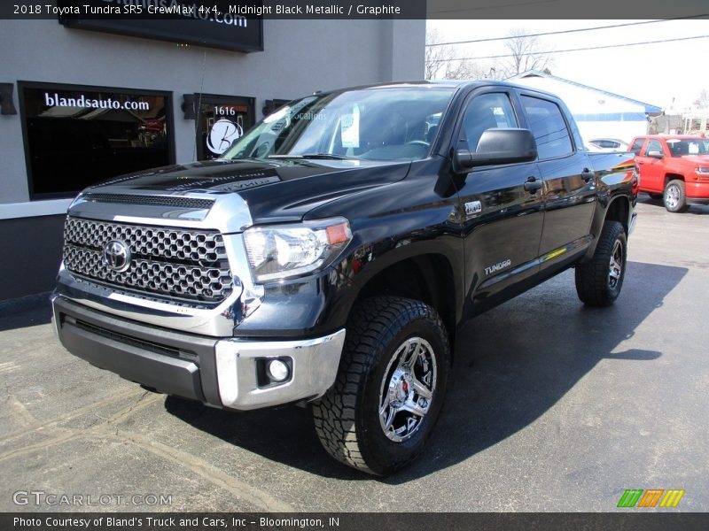 Midnight Black Metallic / Graphite 2018 Toyota Tundra SR5 CrewMax 4x4